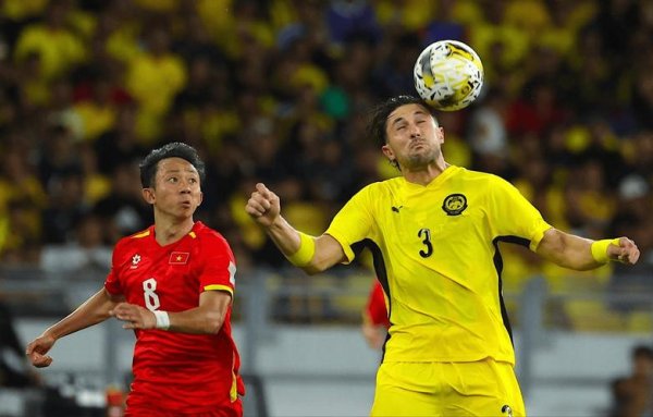 问鼎娱乐app “马来西亚大规模归化37名阿根廷球员引发热议”