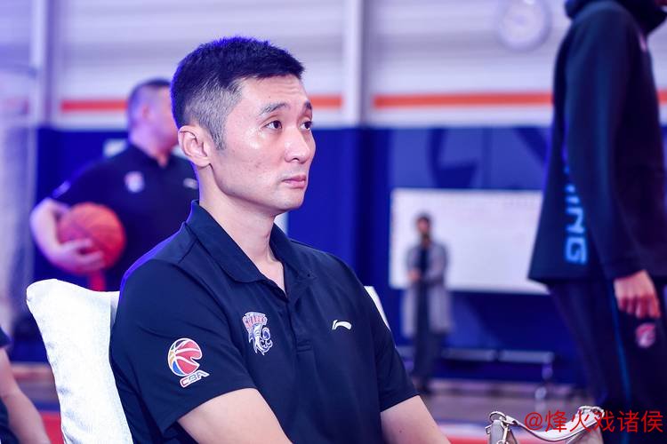 新疆男篮官方宣布:前国手刘炜担任球队主帅 新疆男篮官方宣布:前国手刘炜担任球队主帅