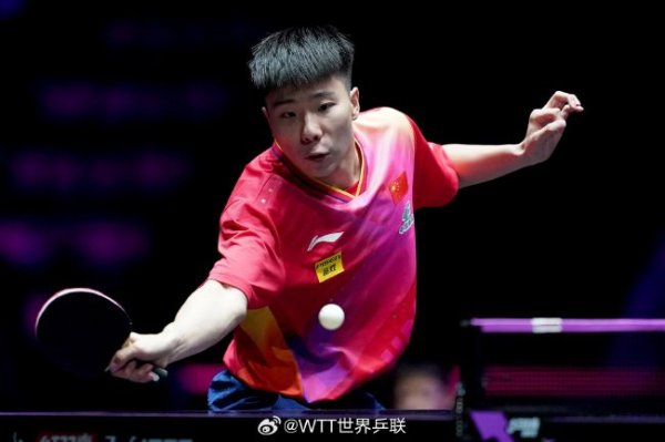 问鼎娱乐下载 澳门冠军赛第3日国乒9将进16强 徐瑛彬3-2庄智渊